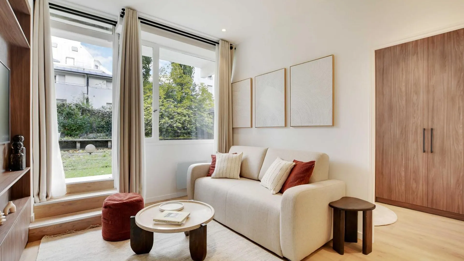 Modern Flat - 2br-6p - Northern
